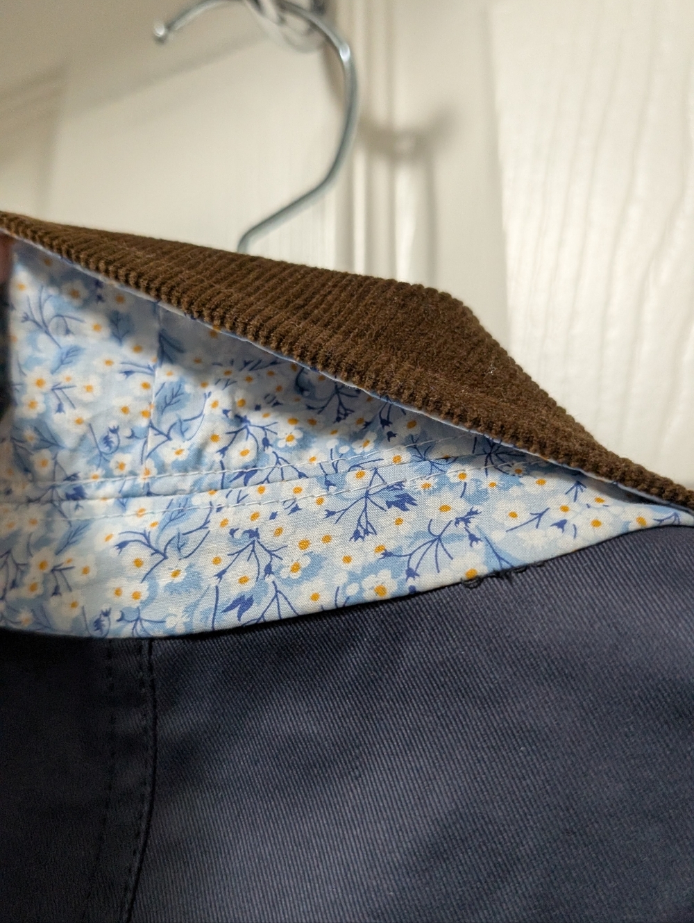 J. Crew Liberty fabric floral Barn Jacket Navy Blue Size ST Small Tall - Picture 4 of 5